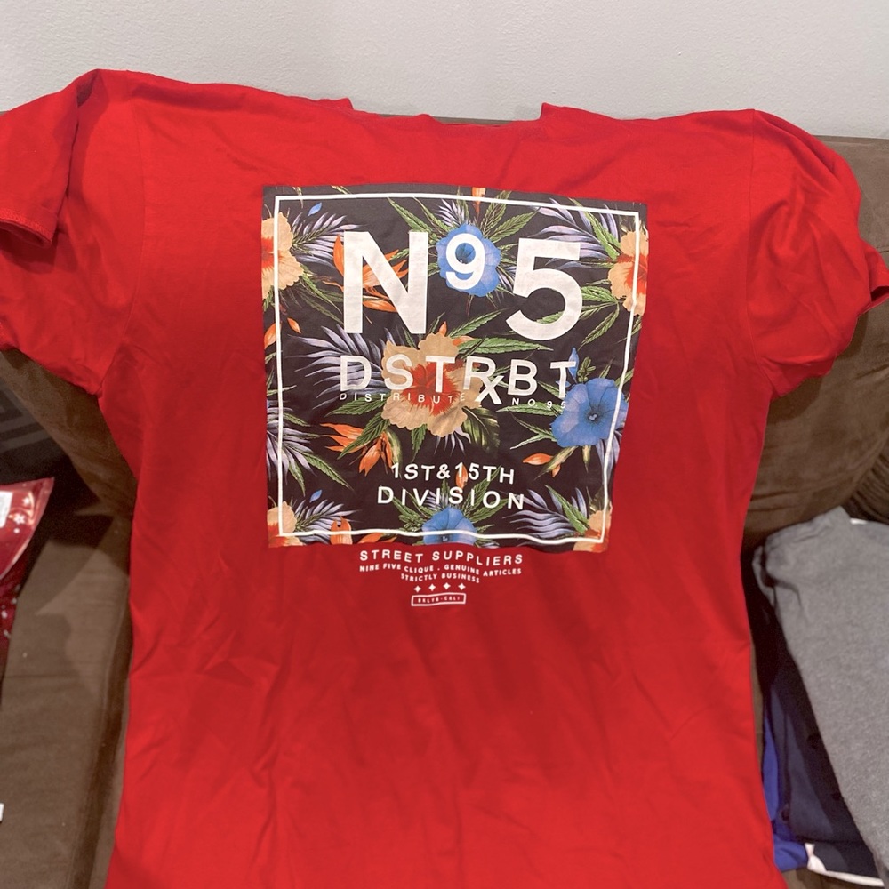 One of a kind mens. Tee shirts. Vintage. Hustler edition.
